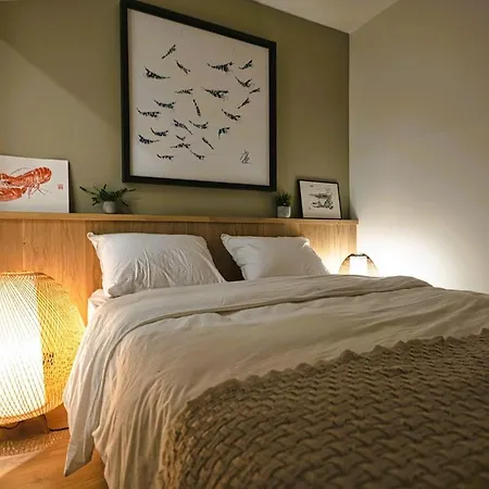 Coup De Coeur - Superbe T2 Rénové Vue 4 Pers Appartement *